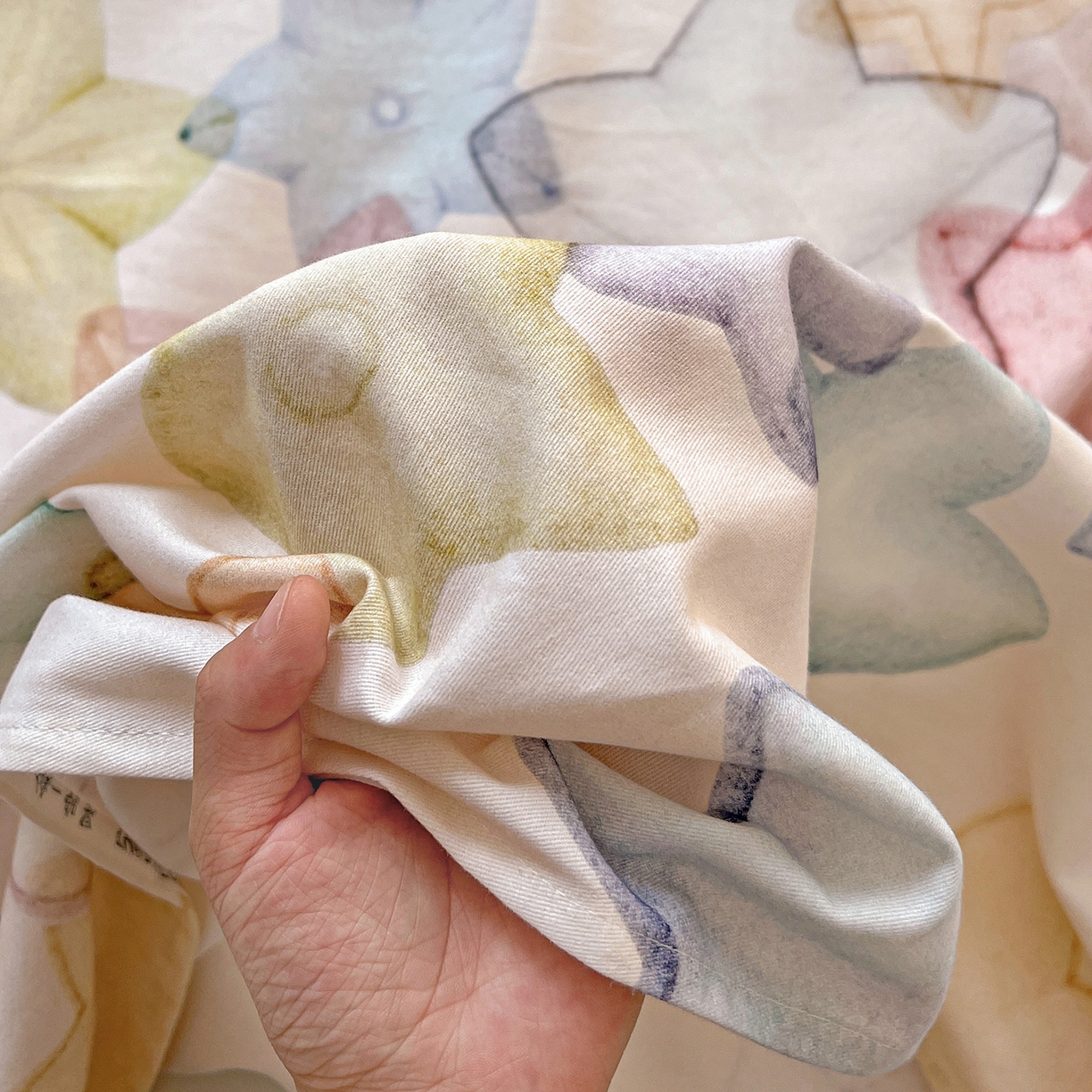 91家纺网 家纺一手货源 找家纺 依庭 2025新款高克重全棉纯棉磨毛印花单床单 星晚-粉