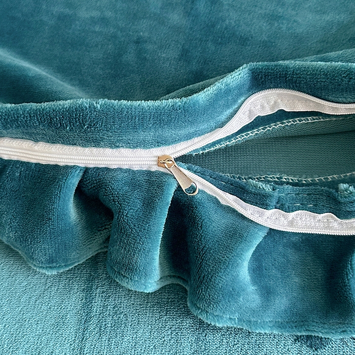 91家纺网 家纺一手货源 找家纺 董韵家纺 2025新款高克重 250克9-10斤牛奶绒 刺绣床单四件套系列 柔眠-靛青