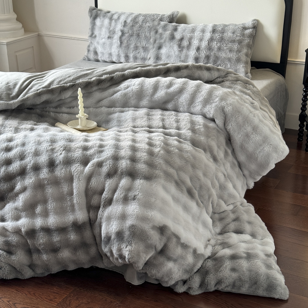 91家纺网 家纺一手货源 找家纺 新印象 2025新款七彩兔绒牛奶绒四件套 七彩兔绒-椰灰