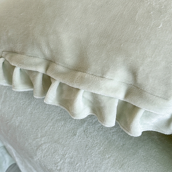 91家纺网 家纺一手货源 找家纺 董韵家纺 2025新款高克重 250克9-10斤牛奶绒 刺绣床单四件套系列 柔眠-青霭