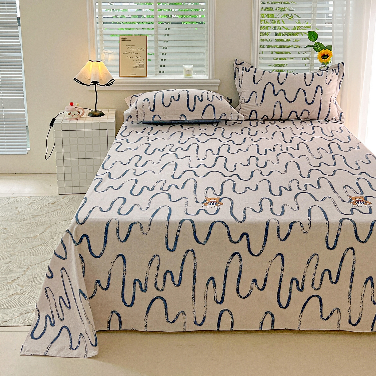 91家纺网 家纺一手货源 找家纺 依庭 2025新款高克重全棉纯棉磨毛印花单床单 幸运熊