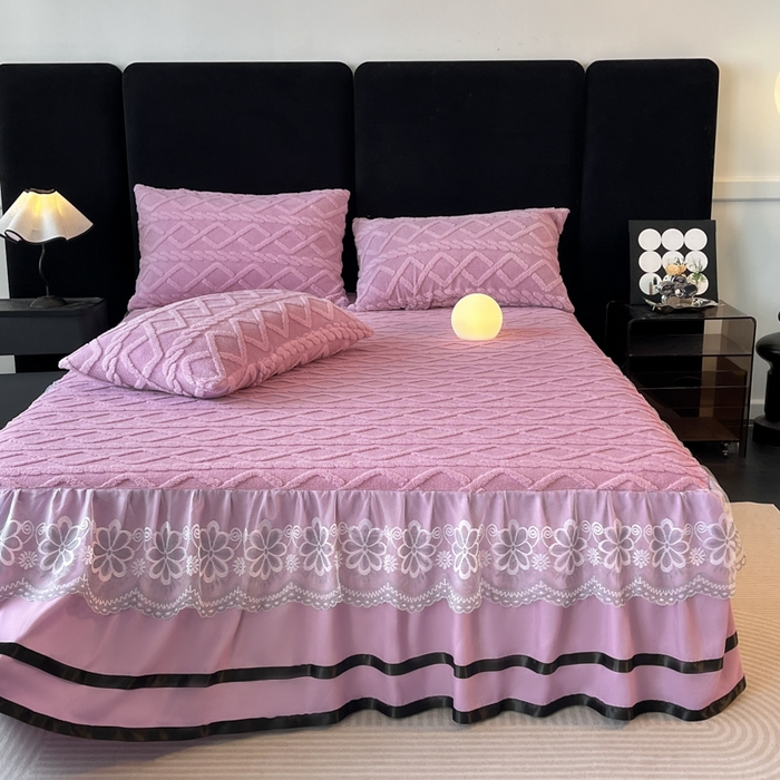 91家纺网 家纺一手货源 找家纺 米瑞娜 2025新款塔芙绒床裙三件套雕花绒蕾丝跨境单床裙外贸现货尺寸齐全 马尾型-浅紫