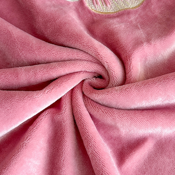 91家纺网 家纺一手货源 找家纺 董韵家纺 2025新款高克重 250克9-10斤牛奶绒 刺绣床单四件套系列 柔雾-豆沙