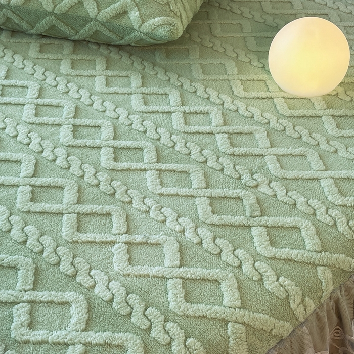 91家纺网 家纺一手货源 找家纺 米瑞娜 2025新款塔芙绒床裙三件套雕花绒蕾丝跨境单床裙外贸现货尺寸齐全 马尾型-果绿