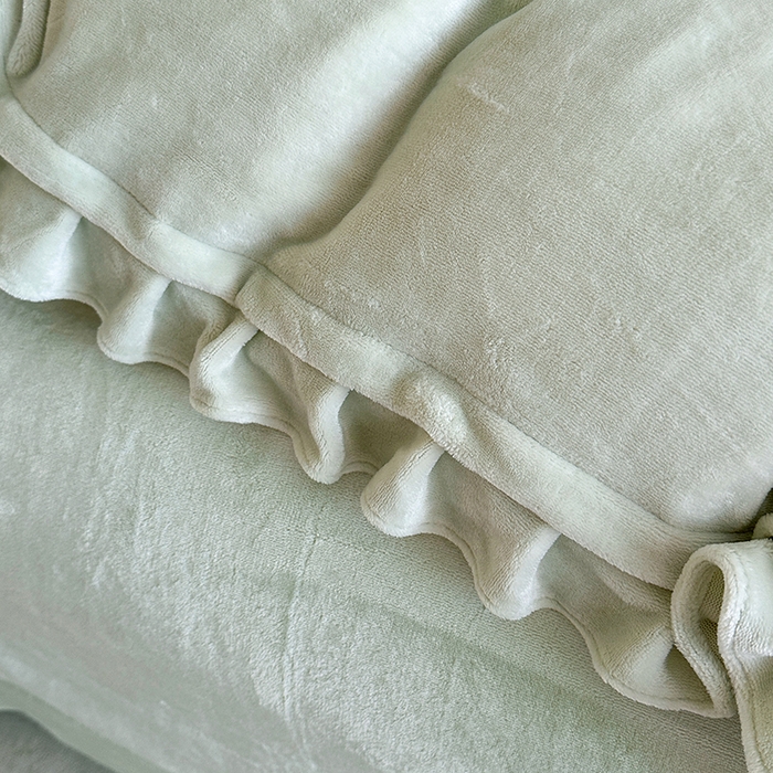 91家纺网 家纺一手货源 找家纺 董韵家纺 2025新款高克重 250克9-10斤牛奶绒 刺绣床单四件套系列 柔雾-青霭