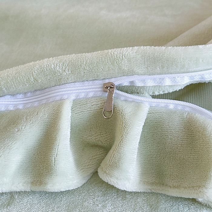 91家纺网 家纺一手货源 找家纺 董韵家纺 2025新款高克重 250克9-10斤牛奶绒 刺绣床单四件套系列 柔雾-青霭