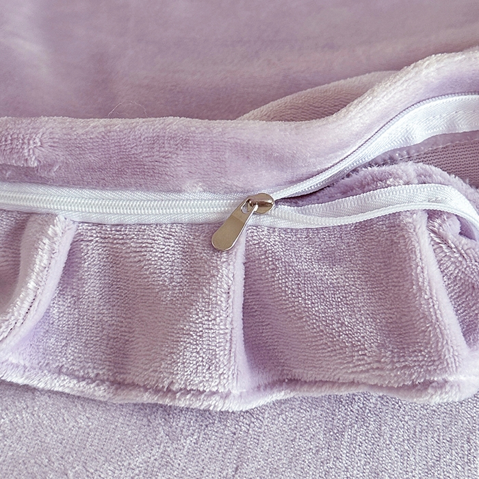 91家纺网 家纺一手货源 找家纺 董韵家纺 2025新款高克重 250克9-10斤牛奶绒 刺绣床单四件套系列 柔雾-云紫