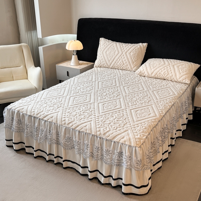 91家纺网 家纺一手货源 找家纺 米瑞娜 2025新款塔芙绒床裙三件套雕花绒蕾丝跨境单床裙外贸现货尺寸齐全 欧式床裙-白色