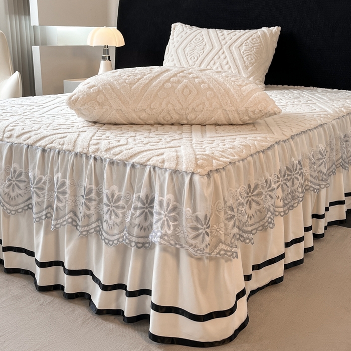 91家纺网 家纺一手货源 找家纺 米瑞娜 2025新款塔芙绒床裙三件套雕花绒蕾丝跨境单床裙外贸现货尺寸齐全 欧式床裙-白色