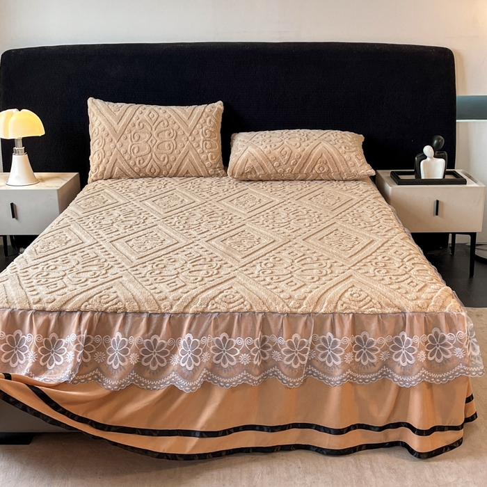 91家纺网 家纺一手货源 找家纺 米瑞娜 2025新款塔芙绒床裙三件套雕花绒蕾丝跨境单床裙外贸现货尺寸齐全 欧式床裙-卡其