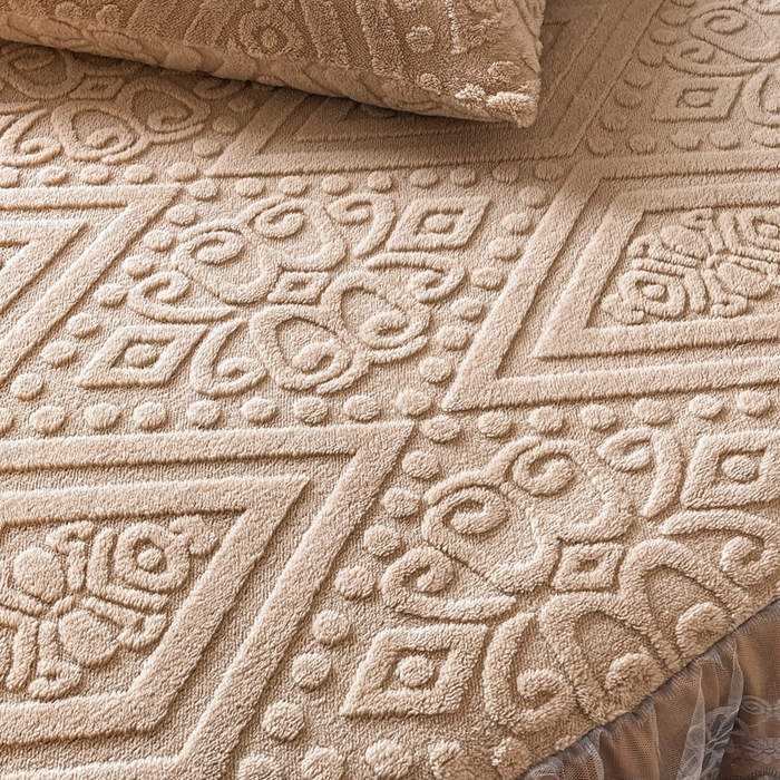 91家纺网 家纺一手货源 找家纺 米瑞娜 2025新款塔芙绒床裙三件套雕花绒蕾丝跨境单床裙外贸现货尺寸齐全 欧式床裙-卡其