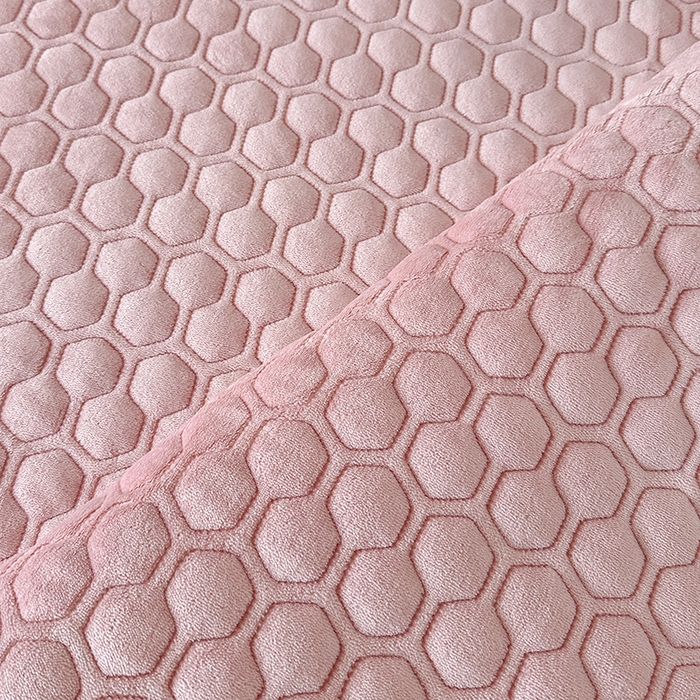 91家纺网 家纺一手货源 找家纺 （总）董韵家纺 2025新款牛奶绒刺绣夹棉床裙三件套系列（控价）