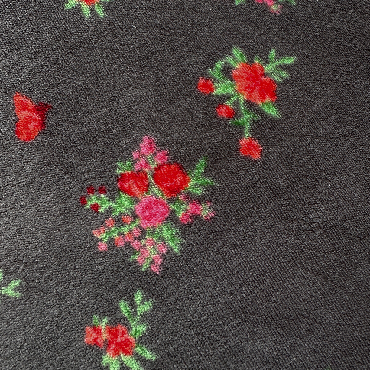 91家纺网 家纺一手货源 找家纺 名品家纺 2025新款保暖牛奶绒单被套 玫瑰故事