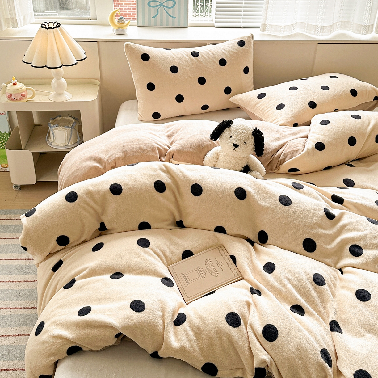 91家纺网 家纺一手货源 找家纺 名品家纺 2025新款保暖牛奶绒单被套 奶油波点