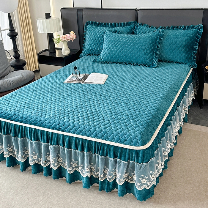 91家纺网 家纺一手货源 找家纺 （总）董韵家纺 2025新款牛奶绒刺绣夹棉床裙三件套系列（控价）