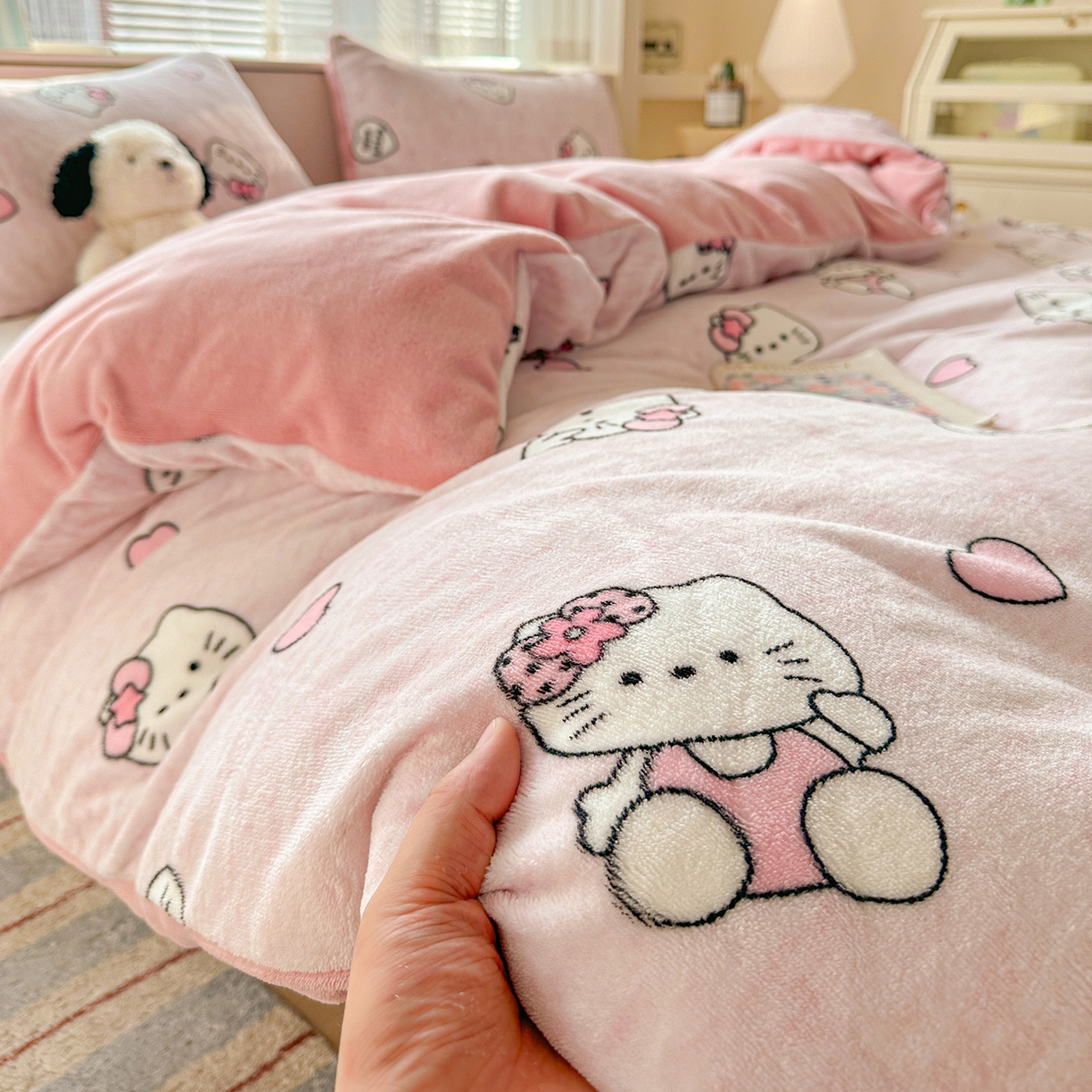 91家纺网 家纺一手货源 找家纺 名品家纺 2025新款保暖牛奶绒单被套 甜美日记