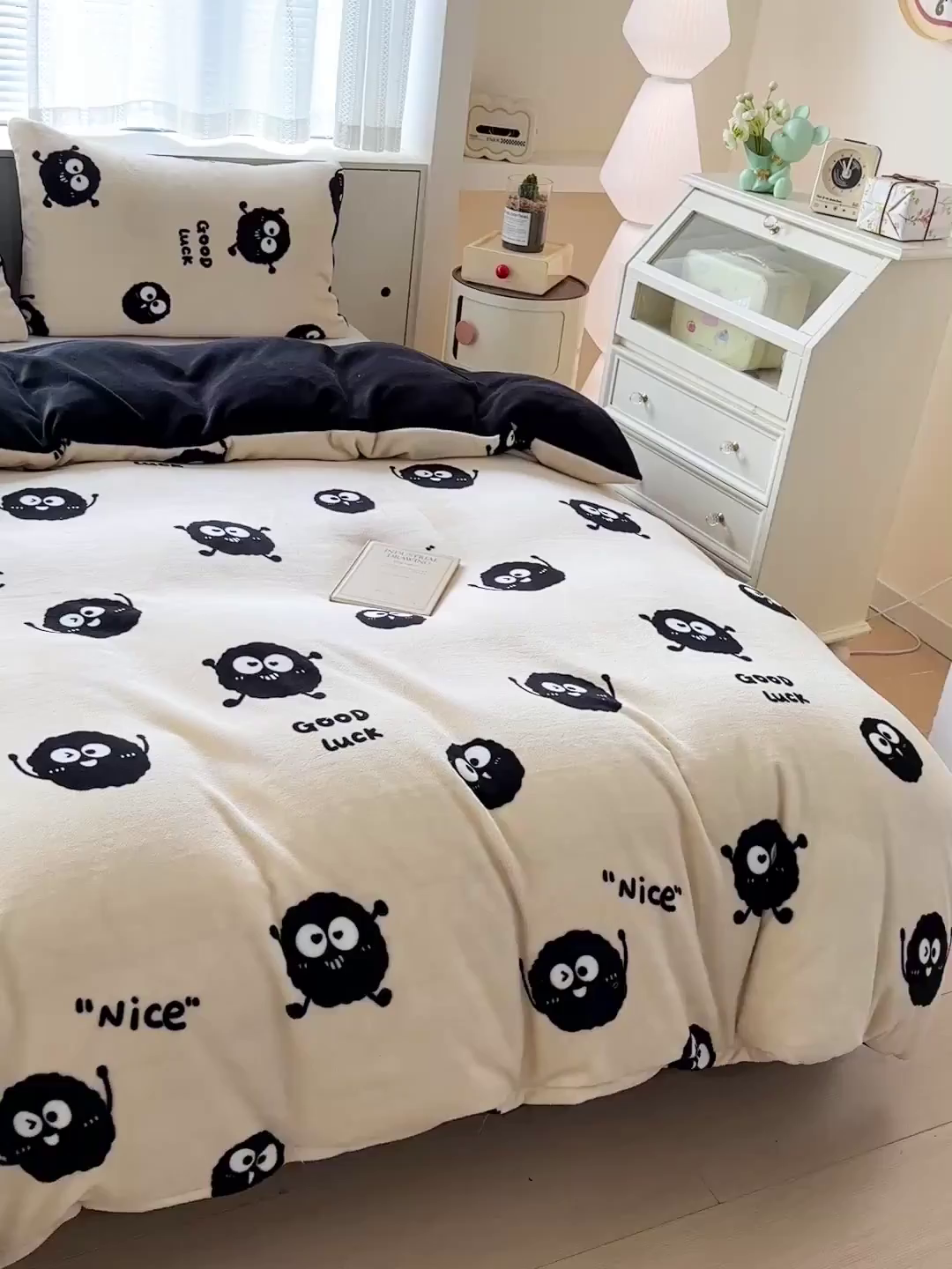 91家纺网 家纺一手货源 找家纺 名品家纺 2025新款保暖牛奶绒单被套 幸运煤球