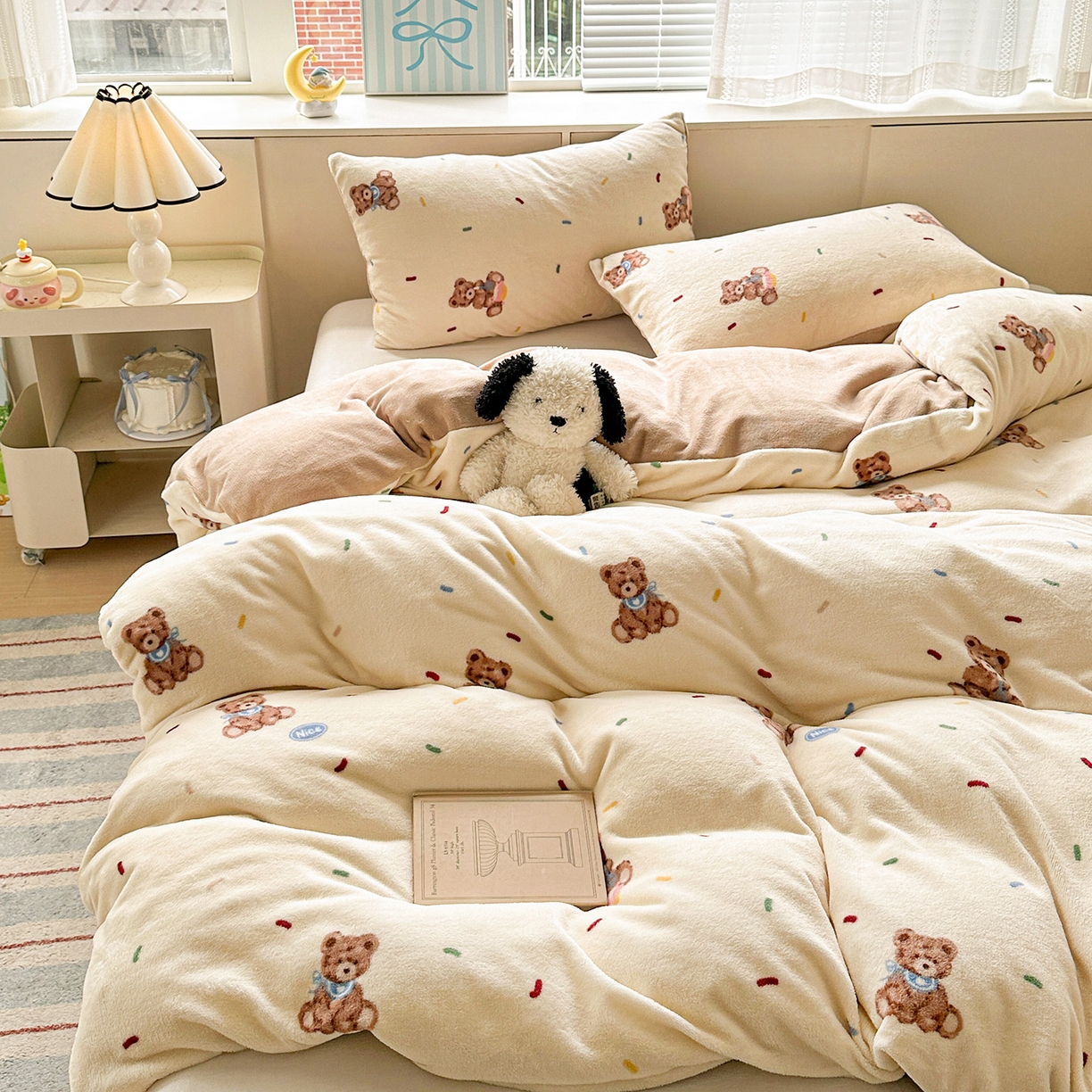 91家纺网 家纺一手货源 找家纺 名品家纺 2025新款保暖牛奶绒单被套 芝士小熊