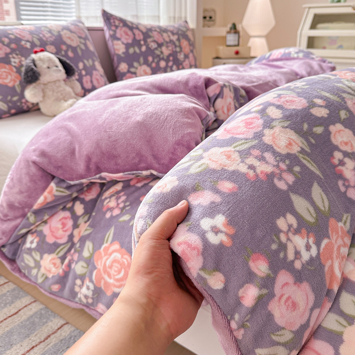 91家纺网 家纺一手货源 找家纺 名品家纺 2025新款保暖牛奶绒单被套 紫藤花语