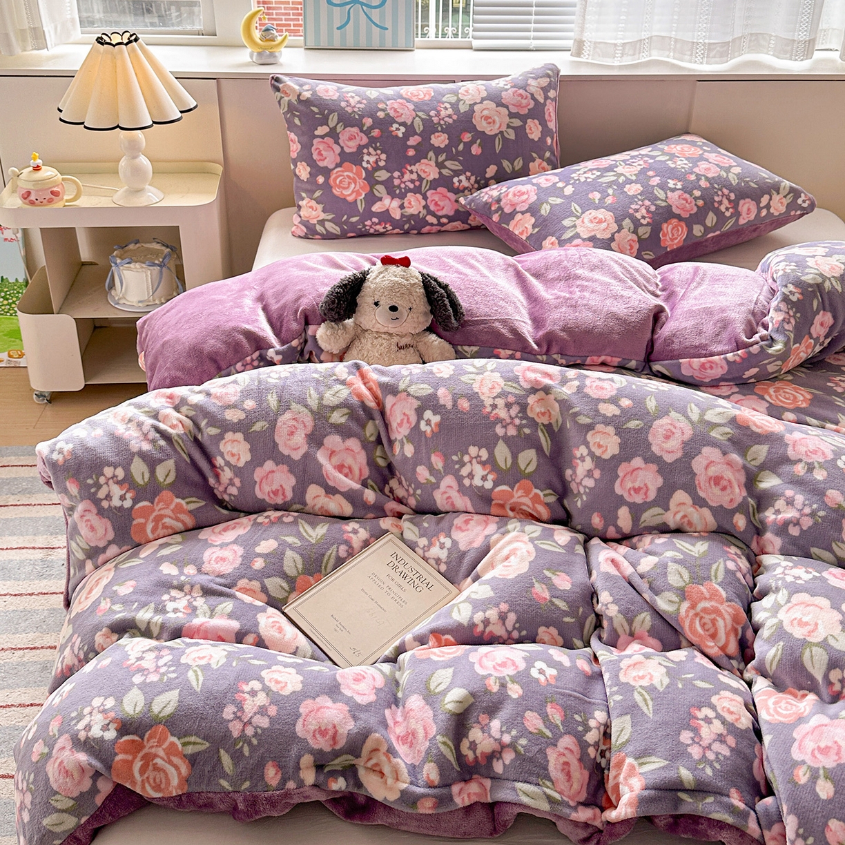 91家纺网 家纺一手货源 找家纺 名品家纺 2025新款保暖牛奶绒单被套 紫藤花语