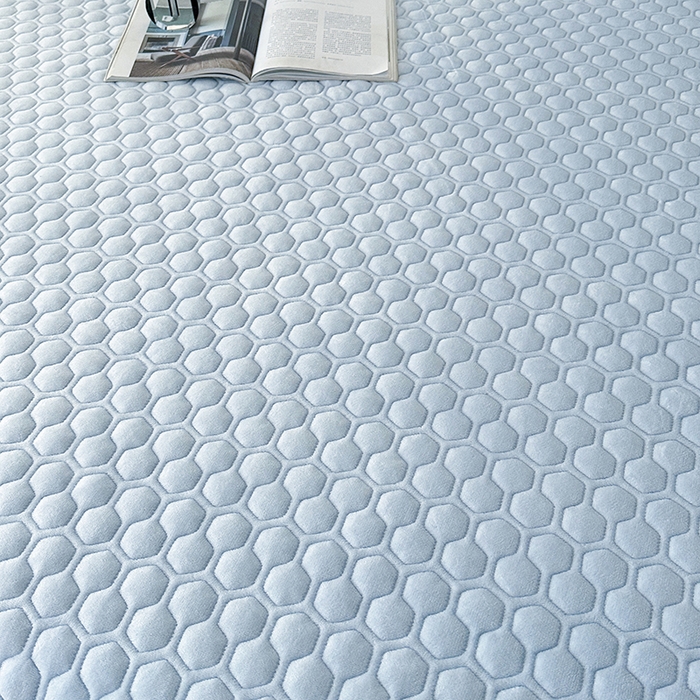 91家纺网 家纺一手货源 找家纺 董韵家纺 2025新款牛奶绒刺绣夹棉床裙三件套系列（控价） 丝语-浅穹蓝