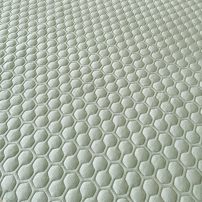 91家纺网 家纺一手货源 找家纺 董韵家纺 2025新款牛奶绒刺绣夹棉床裙三件套系列（控价） 丝语-青霭