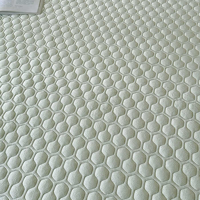 91家纺网 家纺一手货源 找家纺 董韵家纺 2025新款牛奶绒刺绣夹棉床裙三件套系列（控价） 丝语-青霭