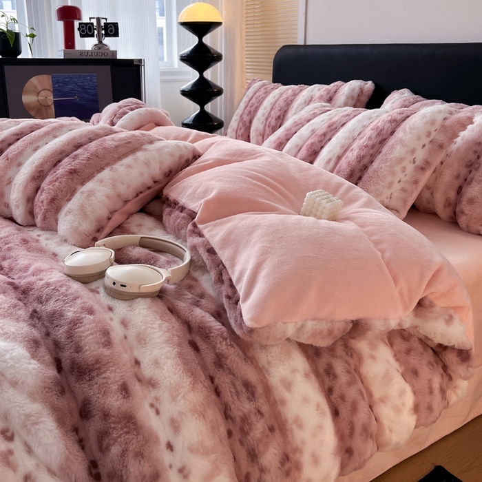 91家纺网 家纺一手货源 找家纺 （总）梦莱斯 2025新款轻奢高克重兔毛绒四件套