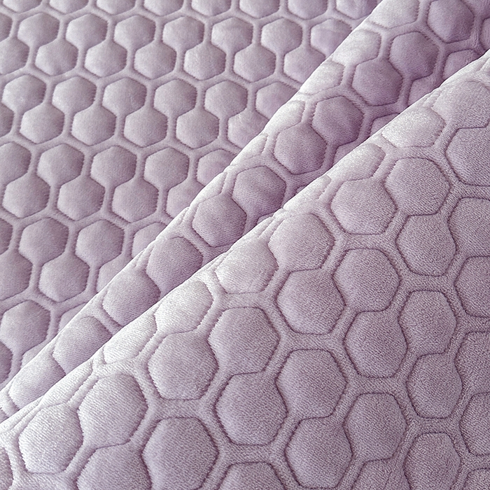 91家纺网 家纺一手货源 找家纺 董韵家纺 2025新款牛奶绒刺绣夹棉床裙三件套系列（控价） 丝语-云紫