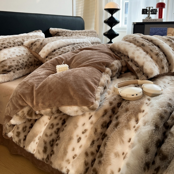 91家纺网 家纺一手货源 找家纺 梦莱斯 2025新款轻奢高克重兔毛绒四件套 咖色