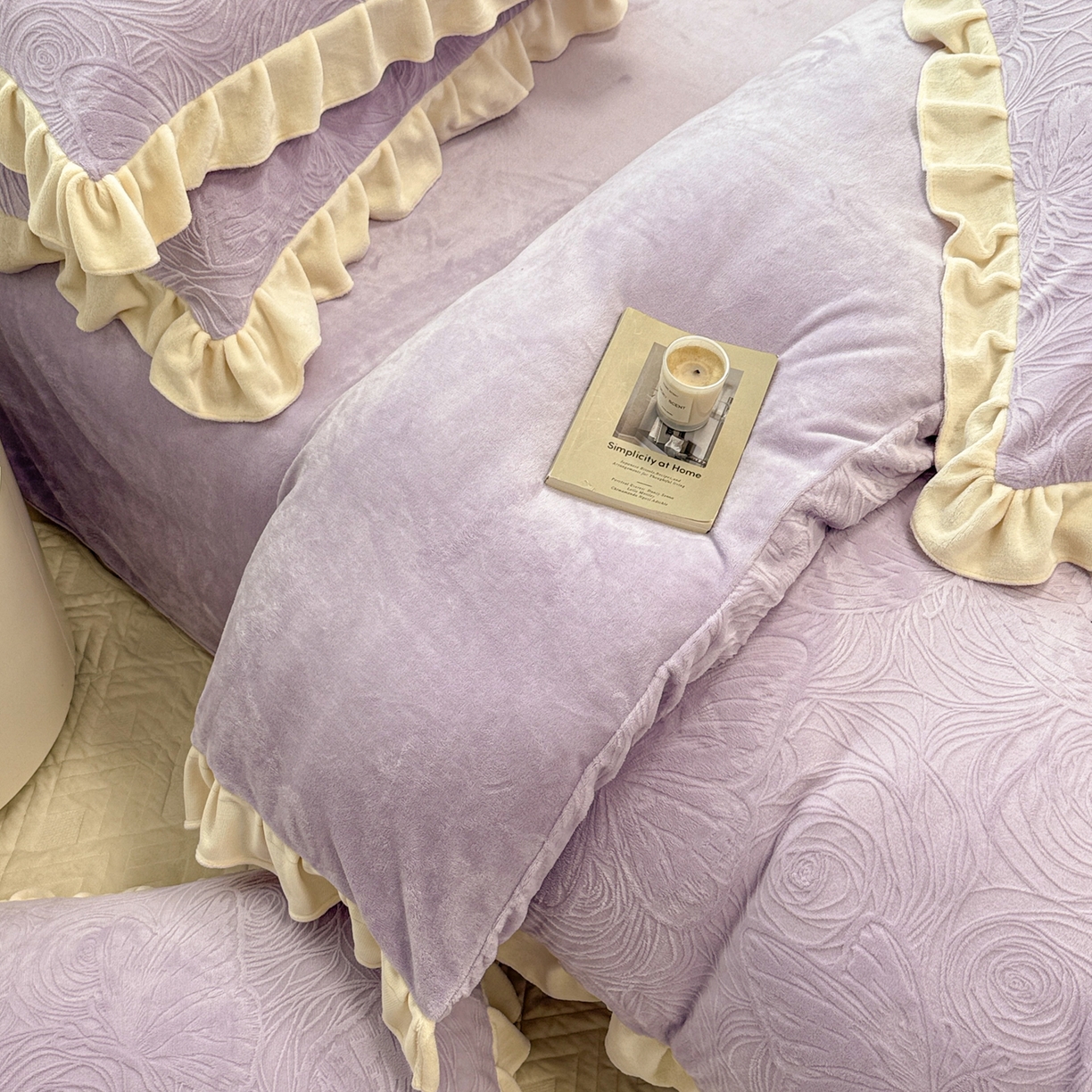 91家纺网 家纺一手货源 找家纺 典曼家纺 2025新款亲肤舒适牛奶绒四件套-千寻花语系列 千寻花语-玫紫