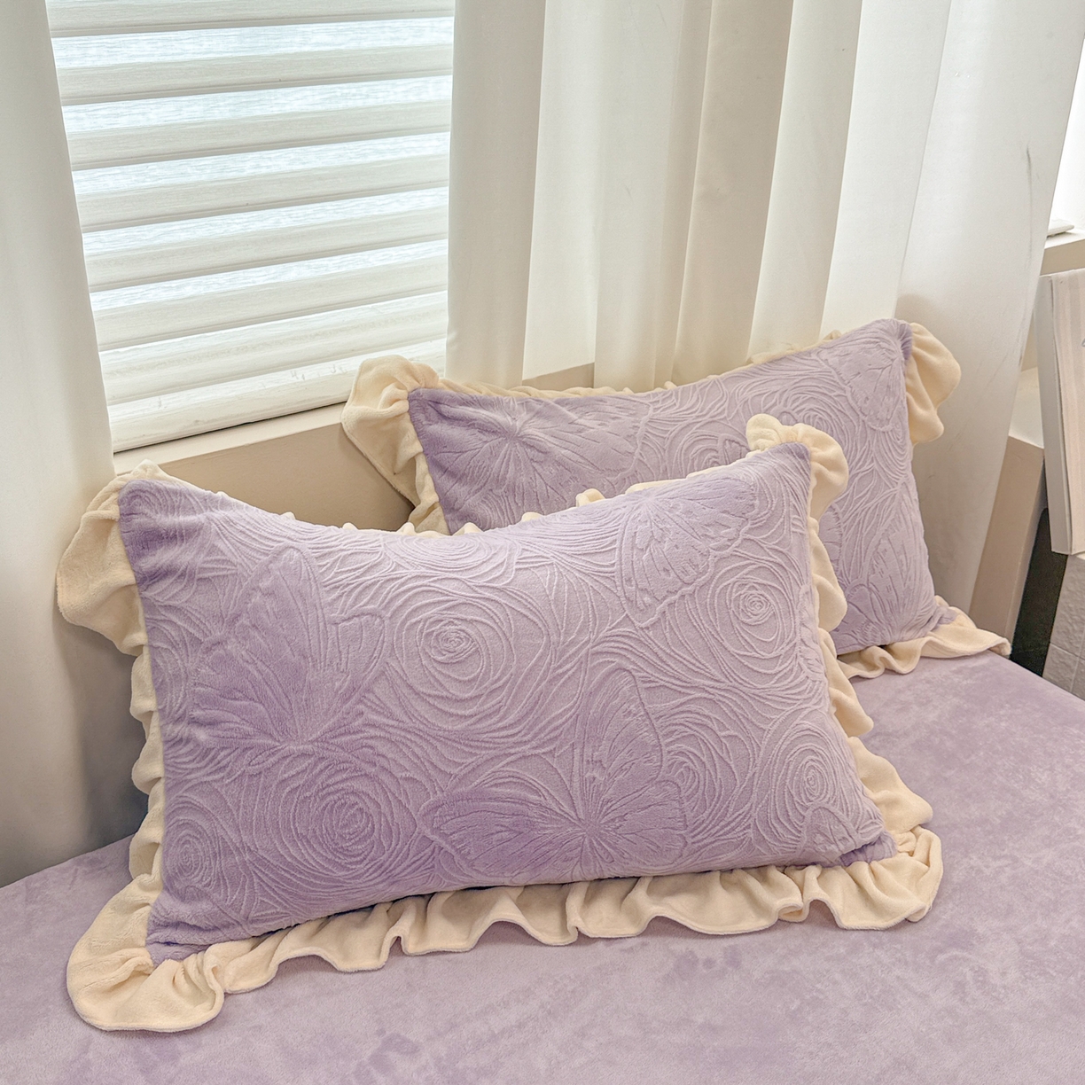 91家纺网 家纺一手货源 找家纺 典曼家纺 2025新款亲肤舒适牛奶绒四件套-千寻花语系列 千寻花语-玫紫