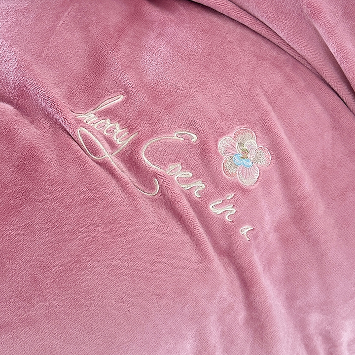 91家纺网 家纺一手货源 找家纺 董韵家纺 2025新款牛奶绒刺绣夹棉床裙四件套系列（控价） 绒语-豆沙