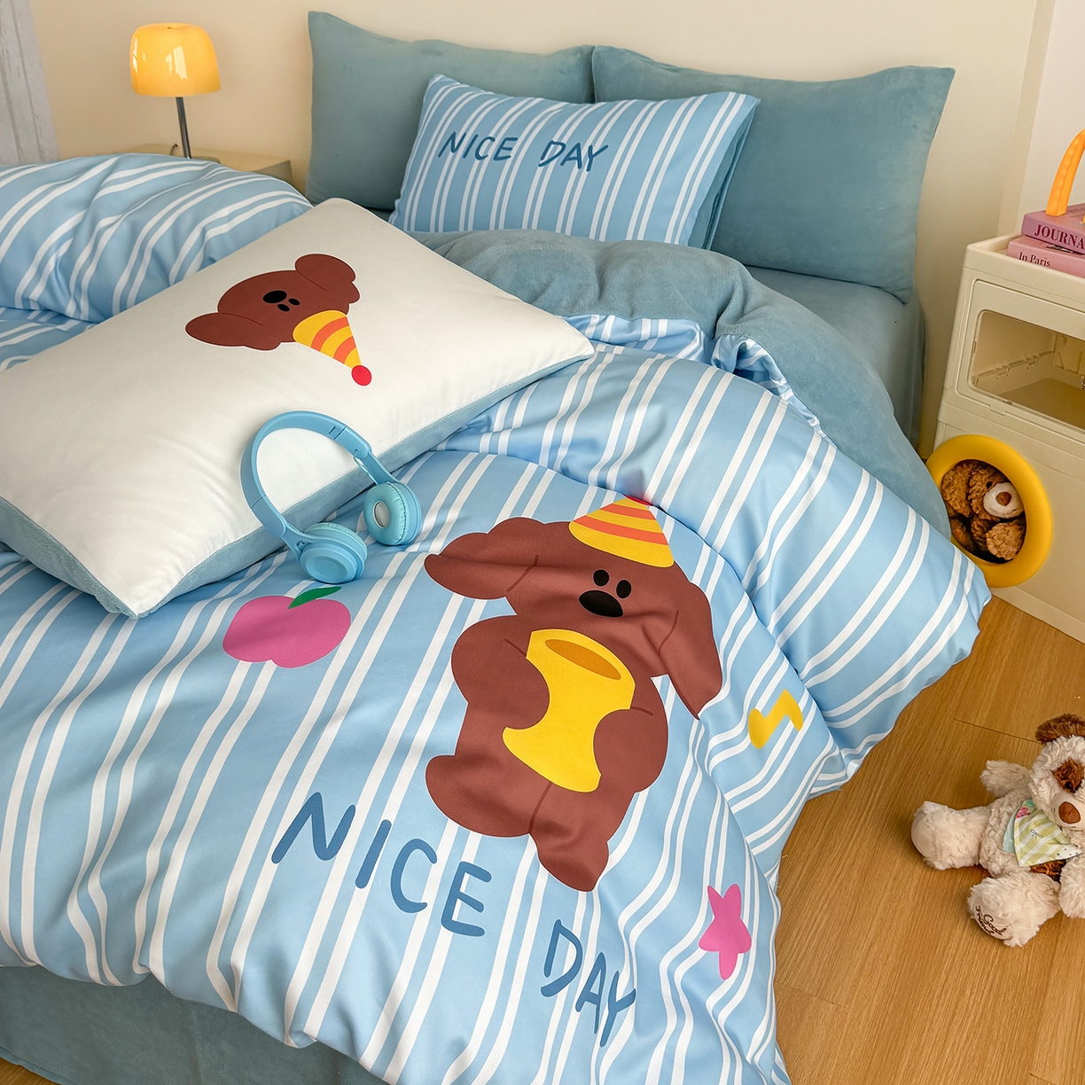 91家纺网 家纺一手货源 找家纺 十一家居 2025新款A类原创设计数码大版卡通印花四件套-绒宠系列 音乐萌犬