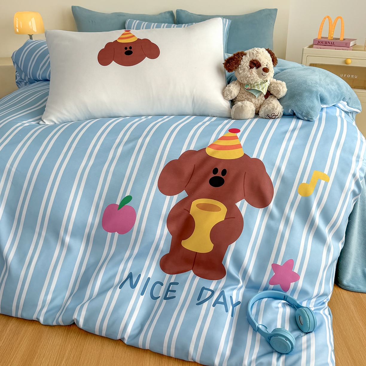 91家纺网 家纺一手货源 找家纺 十一家居 2025新款A类原创设计数码大版卡通印花四件套-绒宠系列 音乐萌犬