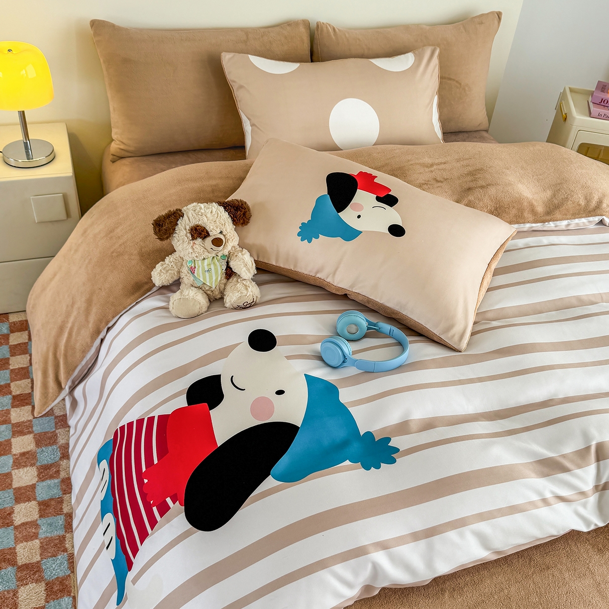 91家纺网 家纺一手货源 找家纺 十一家居 2025新款A类原创设计数码大版卡通印花四件套-绒宠系列 暖冬狗狗