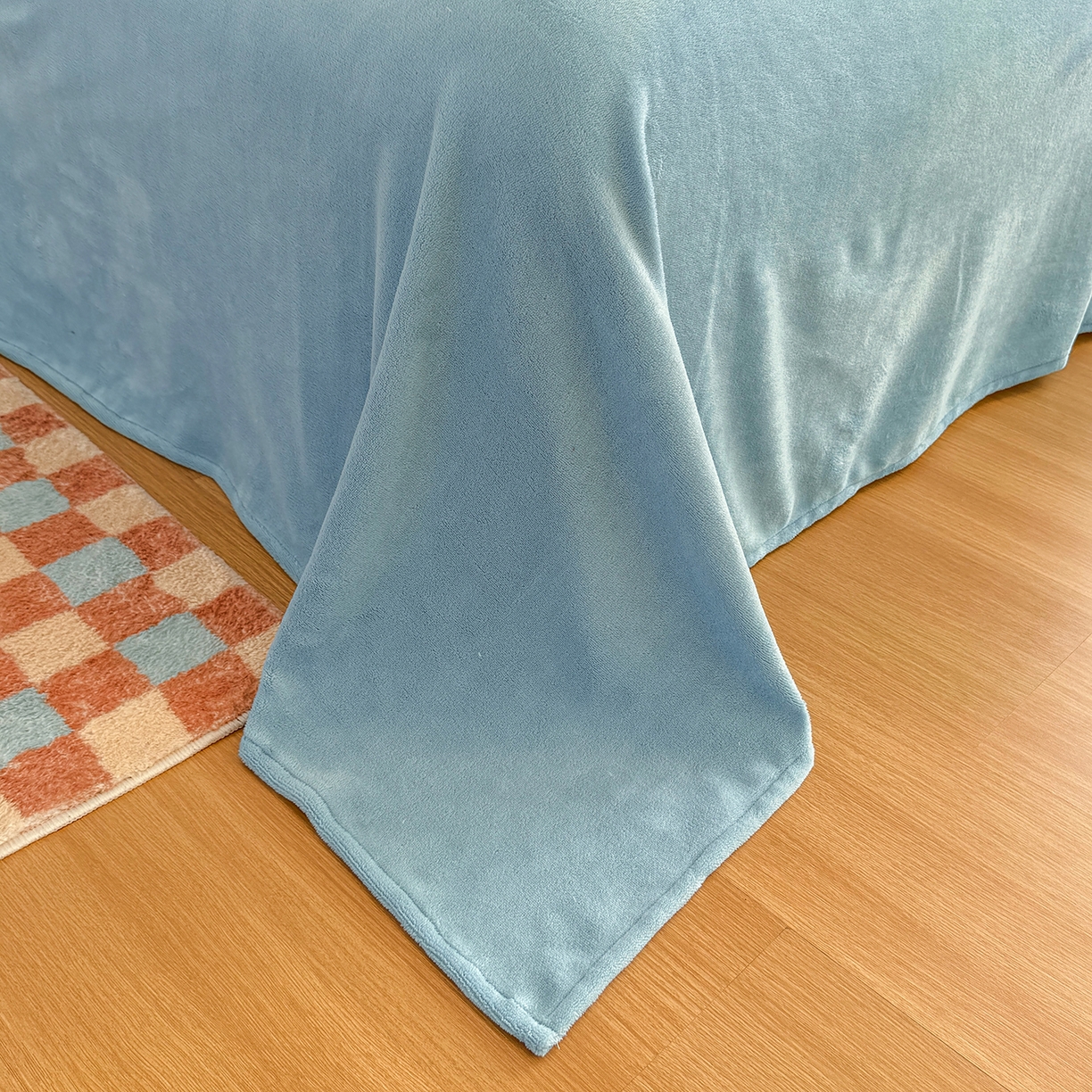 91家纺网 家纺一手货源 找家纺 十一家居 2025新款A类原创设计数码大版卡通印花四件套-绒宠系列 音乐萌犬