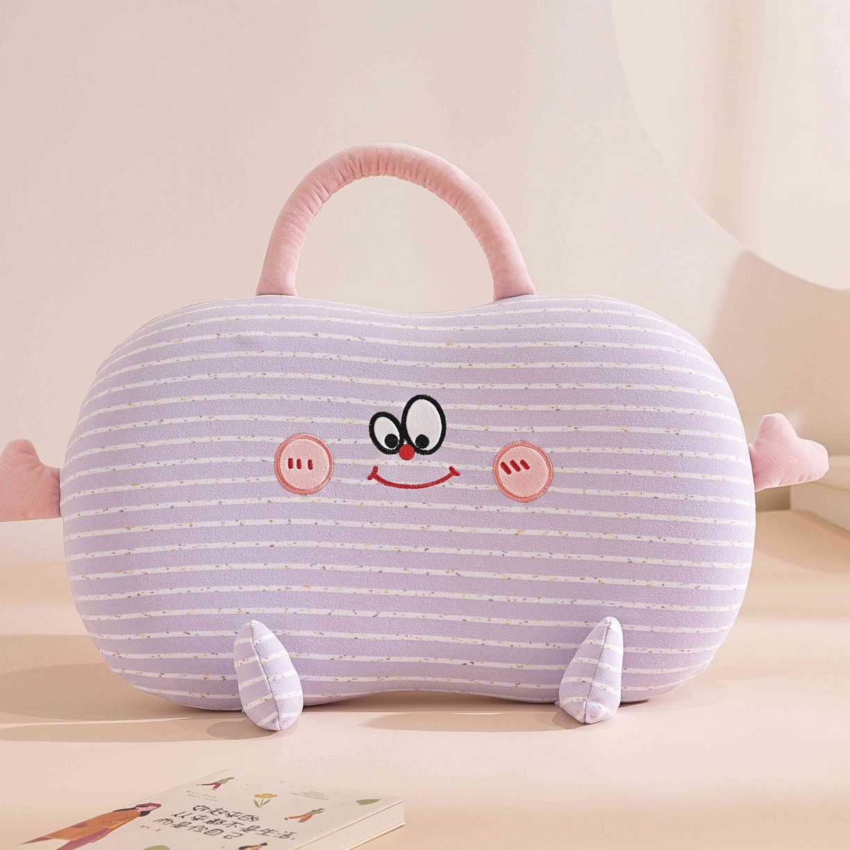 91家纺网 家纺一手货源 找家纺 （总）仁宇枕业 2025新款亲肤暖绒彩虹纹搞怪手提猫肚记忆枕头枕芯