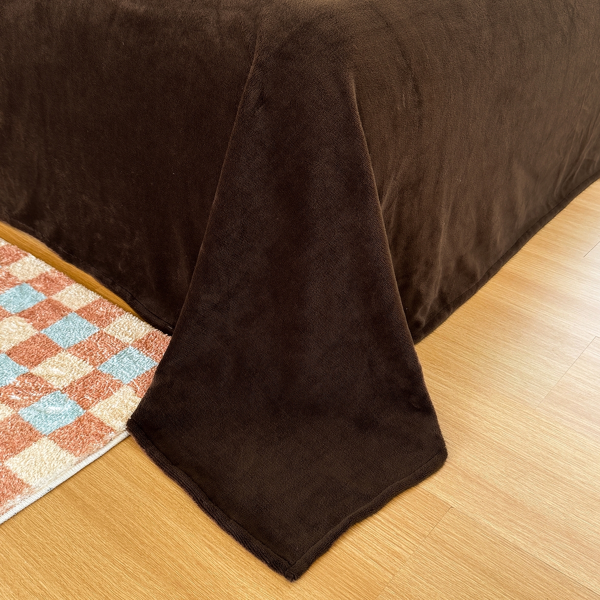 91家纺网 家纺一手货源 找家纺 十一家居 2025新款A类原创设计数码大版卡通印花四件套-绒宠系列 圣诞小熊