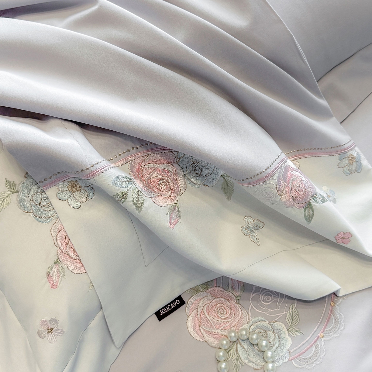 91家纺网 家纺一手货源 找家纺 乔利卡沃 2025新款直播爆款A类加厚保暖全棉纯棉磨毛四件套纯棉重工刺绣被套冬季床上用品 绮影-时尚灰