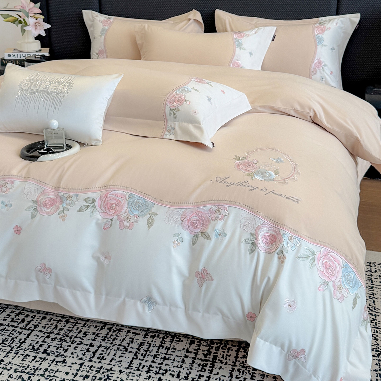 91家纺网 家纺一手货源 找家纺 乔利卡沃 2025新款直播爆款A类加厚保暖全棉纯棉磨毛四件套纯棉重工刺绣被套冬季床上用品 绮影-美人杏