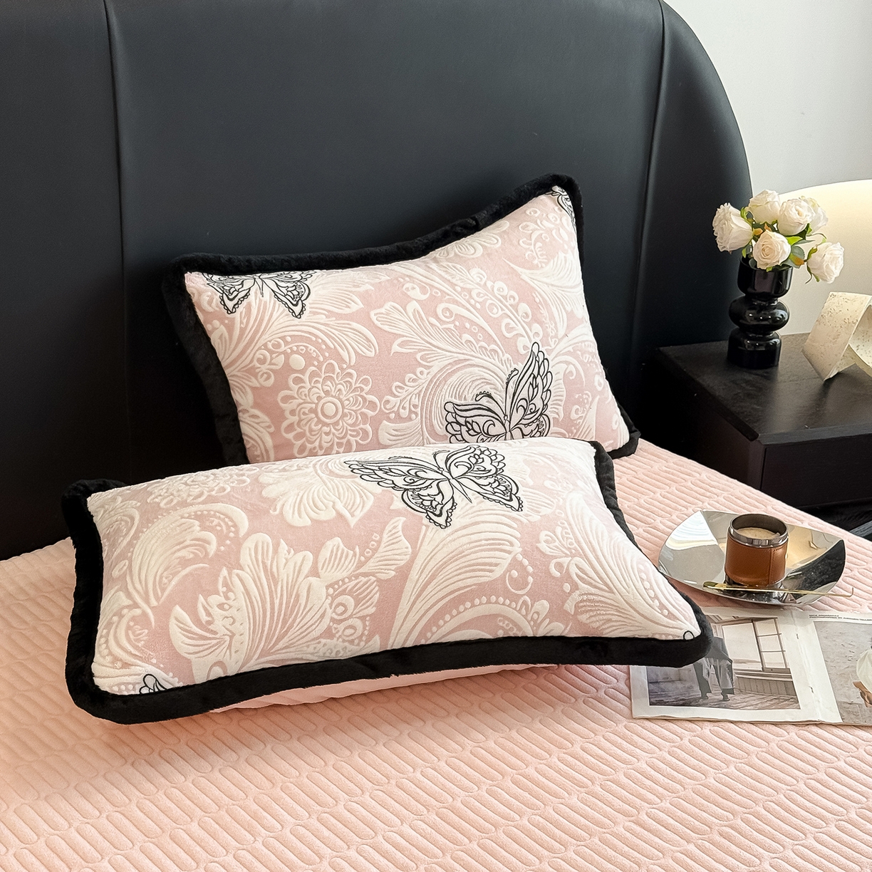 91家纺网 家纺一手货源 找家纺 典曼家纺 2025新款A类宽包边雕花绒四件套 蝴蝶花海