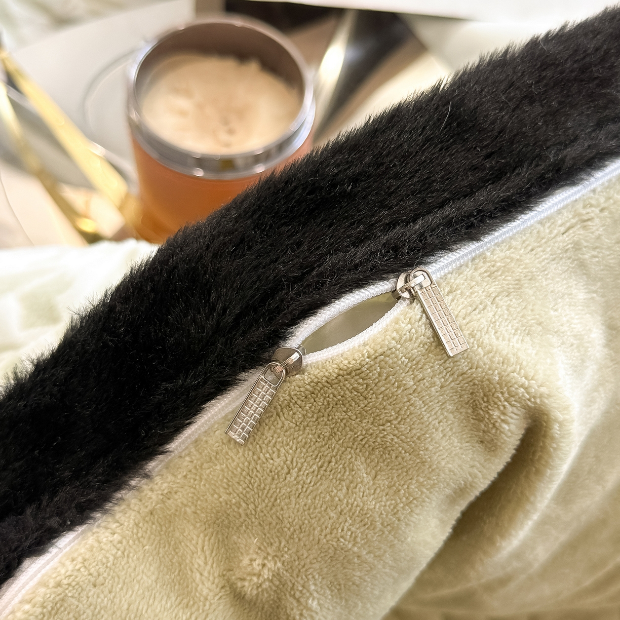 91家纺网 家纺一手货源 找家纺 典曼家纺 2025新款A类宽包边雕花绒四件套 竹叶清风