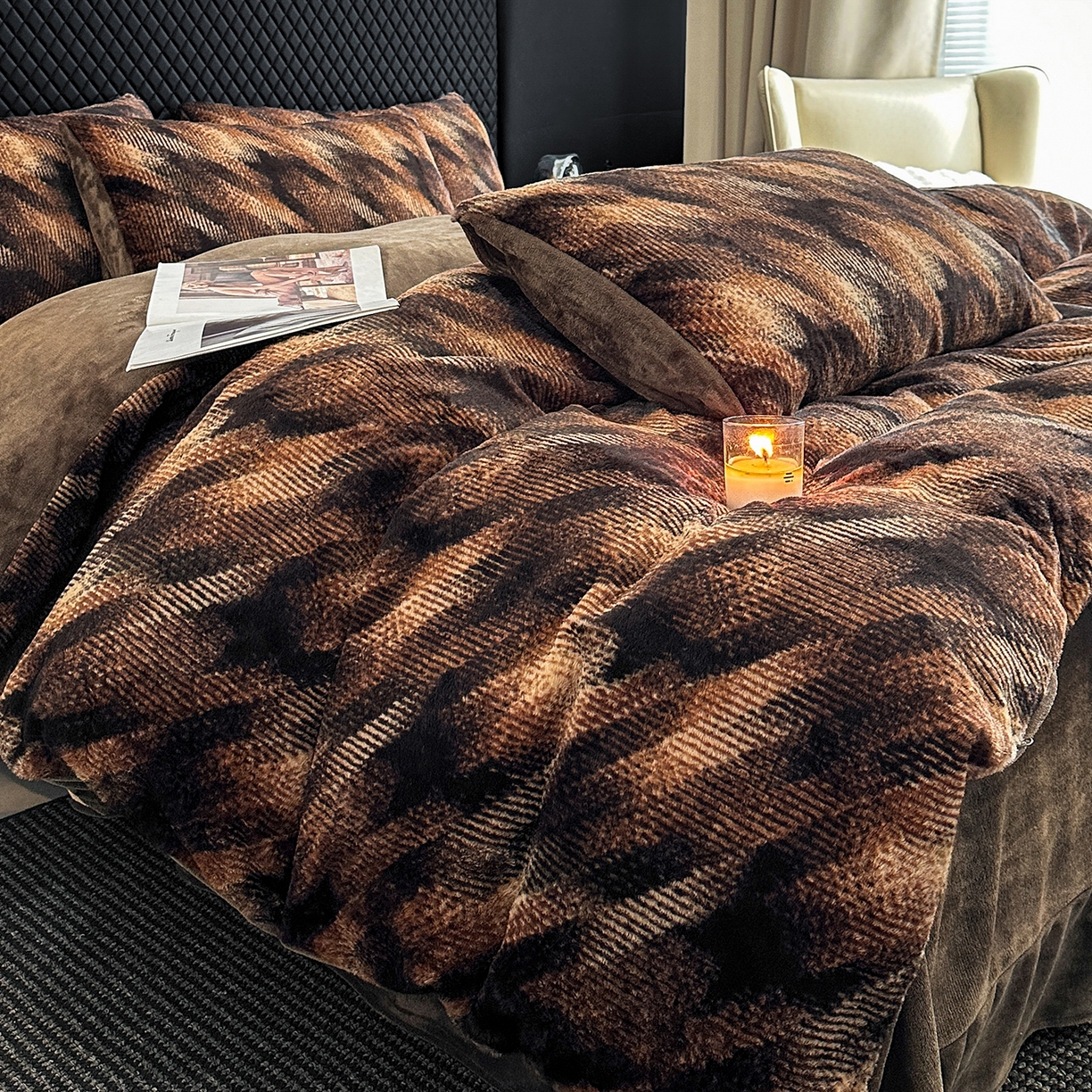 91家纺网 家纺一手货源 找家纺 民新家纺 2025新款兔毛绒印花简约款四件套 简约款-飞雁