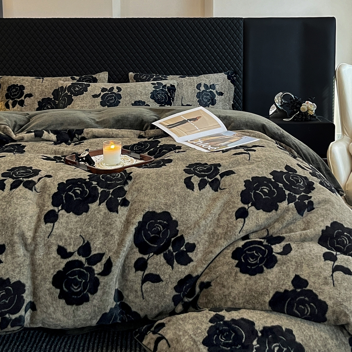 91家纺网 家纺一手货源 找家纺 民新家纺 2025新款兔毛绒印花简约款四件套 简约款-爱意玫瑰灰