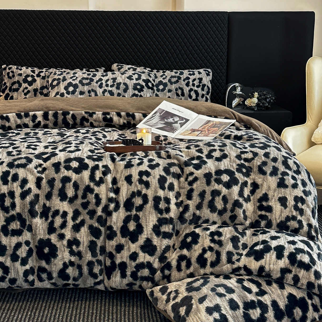 91家纺网 家纺一手货源 找家纺 民新家纺 2025新款兔毛绒印花简约款四件套 简约款豹纹-灰