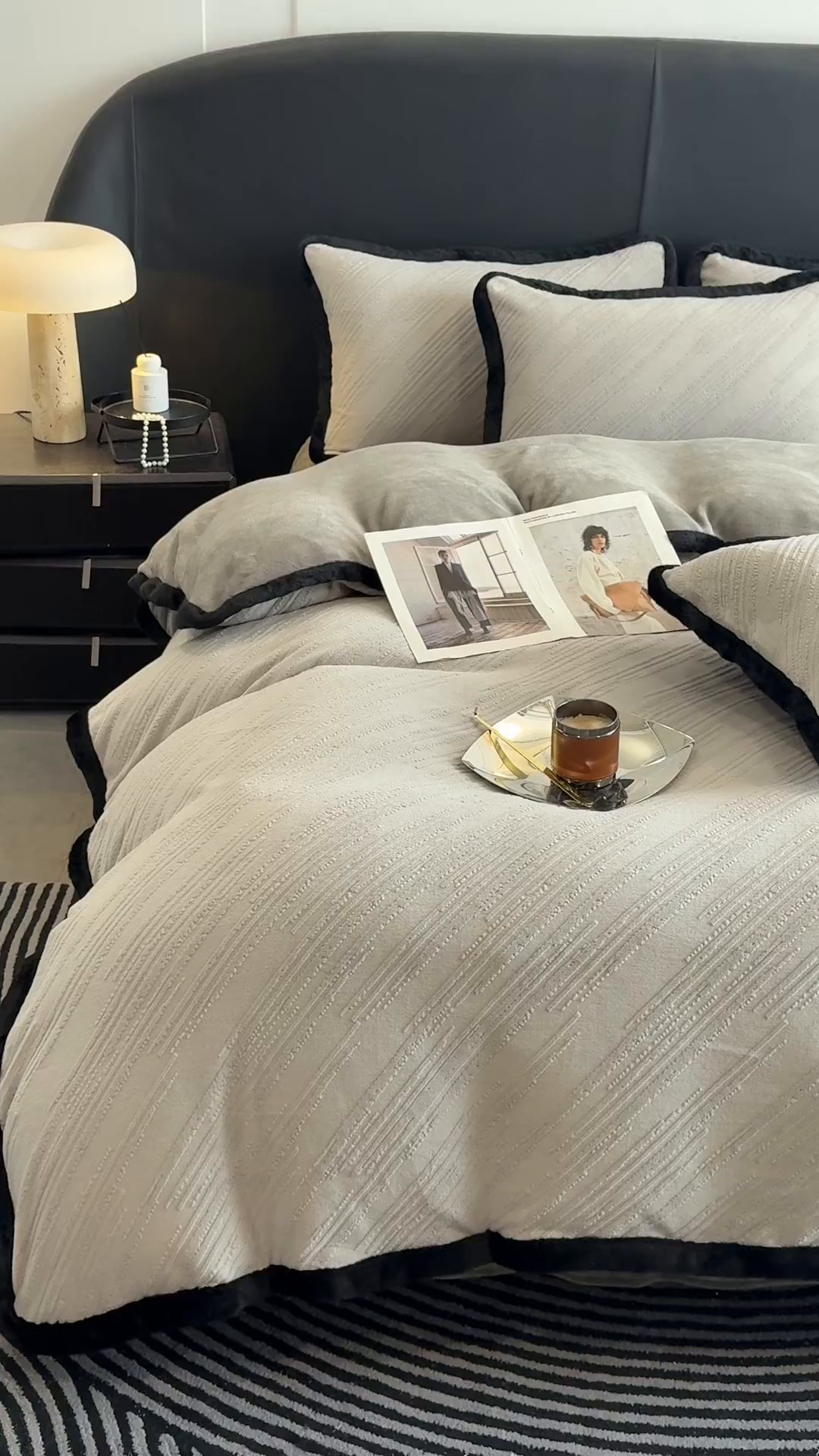 91家纺网 家纺一手货源 找家纺 （总）典曼家纺 2025新款A类宽包边雕花绒四件套