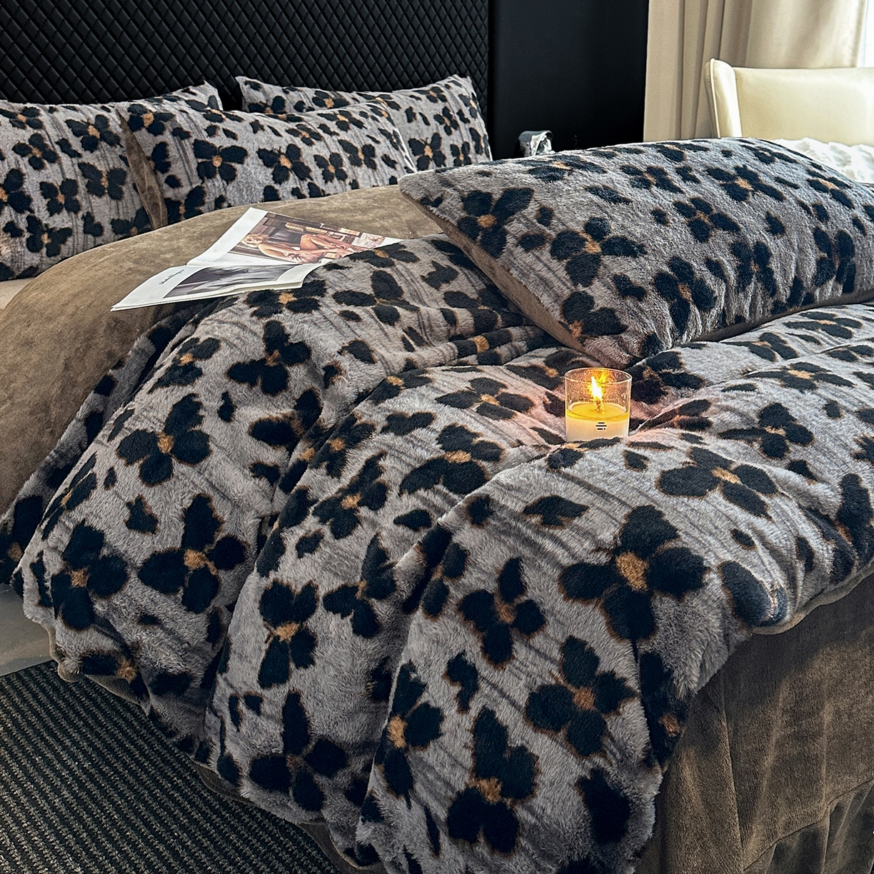 91家纺网 家纺一手货源 找家纺 民新家纺 2025新款兔毛绒印花简约款四件套 简约款-蝶语灰