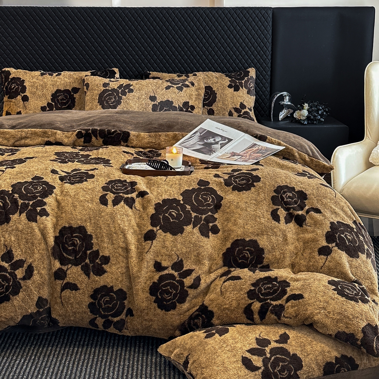 91家纺网 家纺一手货源 找家纺 民新家纺 2025新款兔毛绒印花简约款四件套 简约款-爱意玫瑰咖