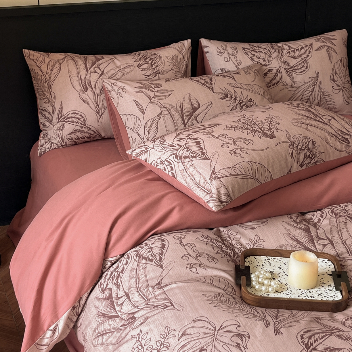 91家纺网 家纺一手货源 找家纺 典曼家纺 2025新品法式复古全棉A类磨毛四件套 青釉-红